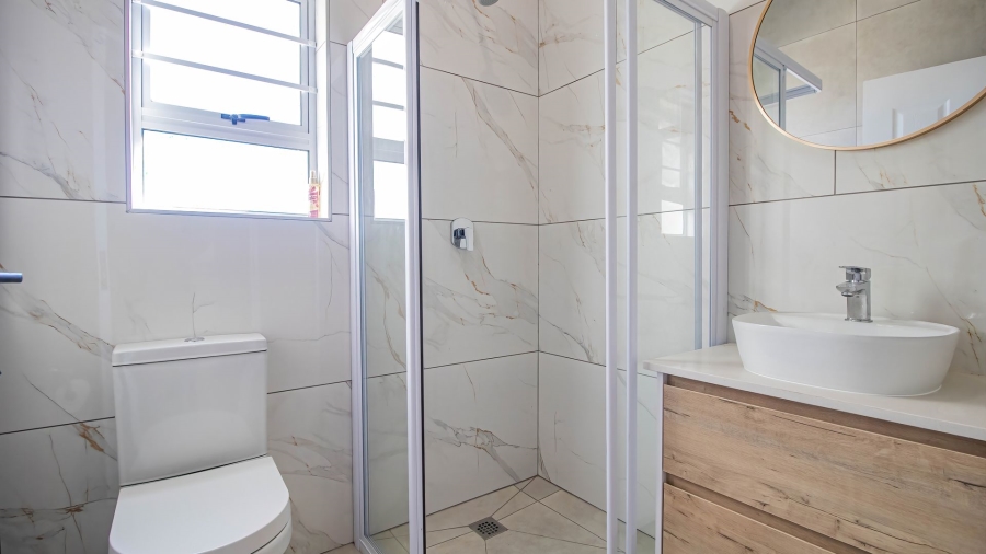 4 Bedroom Property for Sale in Country Club Western Cape